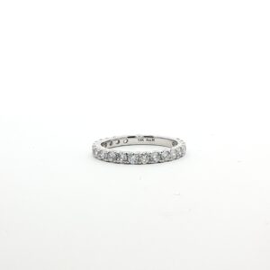 D940 - Wedding band