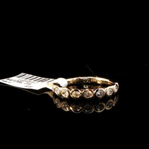 UN-0033 - diamonds yellow gold