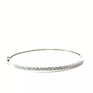UN-0103 - White Gold over Silver Diamond Tennis Bracelet